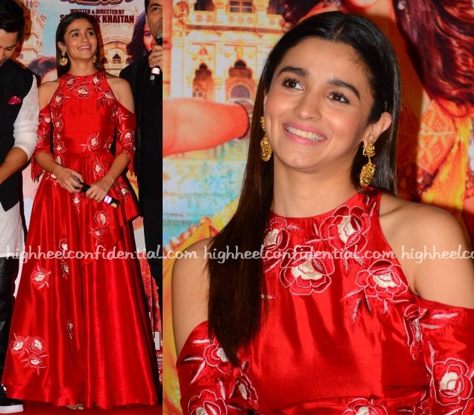 Badri ki dulhania lehenga Clearance