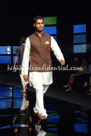 2-raghuvendra-rathore-chivas-fashion-tour-mumbai.jpg