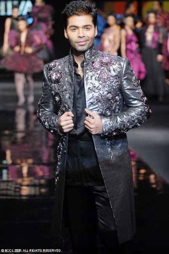 karan-johar-chivas-regal-fashion-week-rohit-bal-runway.jpg