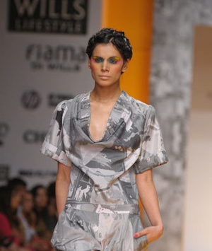 10-rohit-gandhi-and-rahul-khanna-wlifw-spring-09.jpg