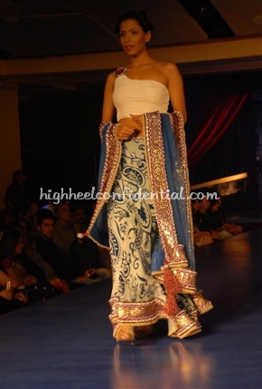 13-maheka-mirpuri-fashion-show.jpg