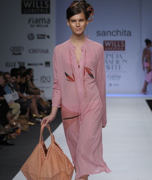 4-sanchita-wlifw-spring-summer-09.jpg