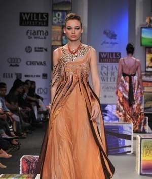 5-geisha-by-paras-and-shalini-spring-09-wlifw.jpg