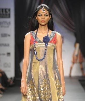 5-vikram-phadnis-wlifw-spring-09.jpg