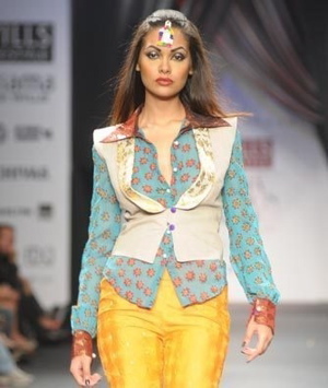 6-vikram-phadnis-wlifw-spring-09.jpg