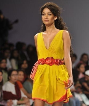 8-rehane-spring-09-wlifw.jpg