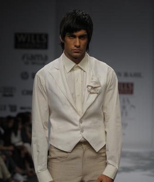 8-varun-bahl-wlifw-spring-09.jpg