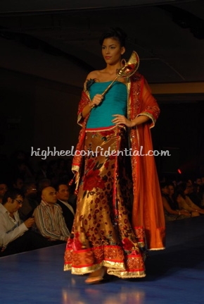 9-maheka-mirpuri-fashion-show.jpg