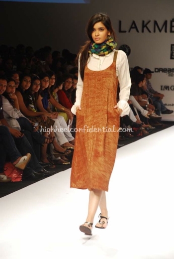 asmita-marwah-lfw-fall-09-8.jpg