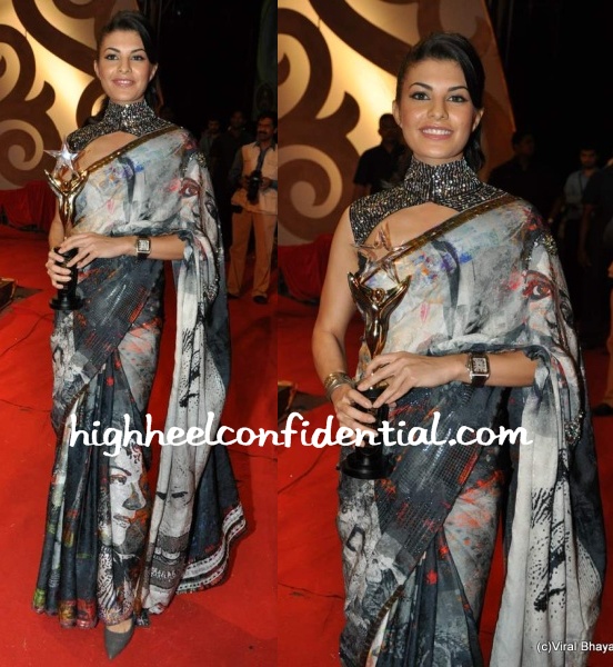 jacqueline-fernandez-stardust-awards-satya-paul-sari