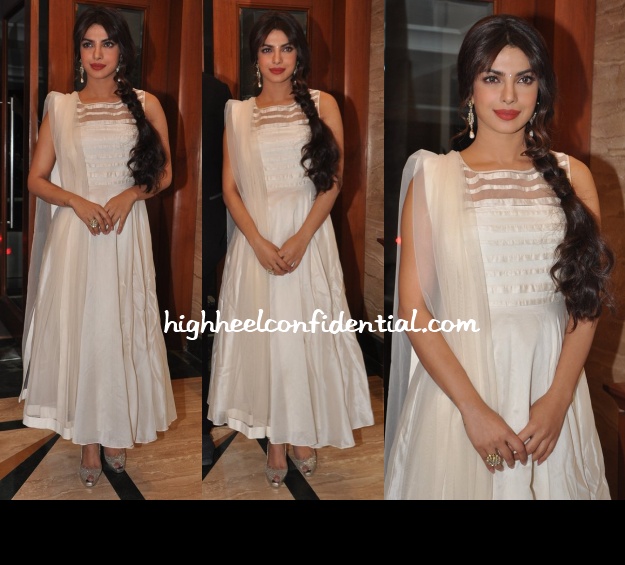 priyanka-chopra-deewana-mein-deewana-music-launch