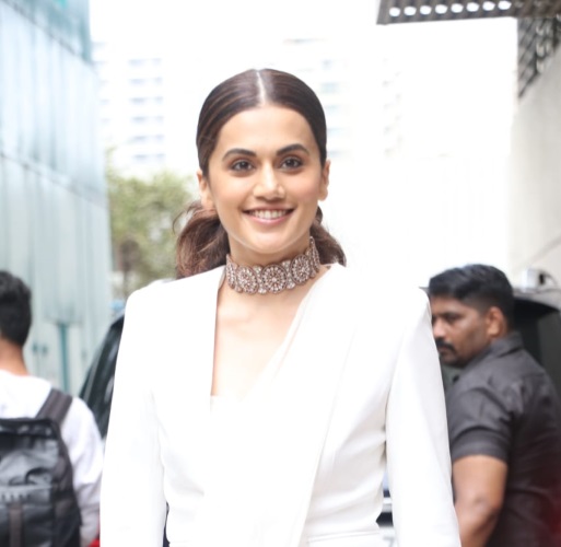 In Starch High Heel Confidential