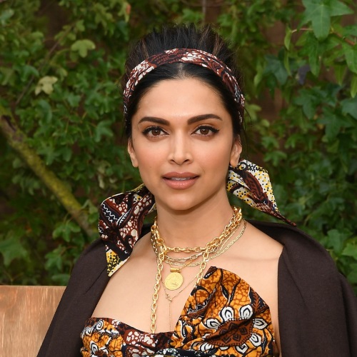 Front Row Fashion High Heel Confidential