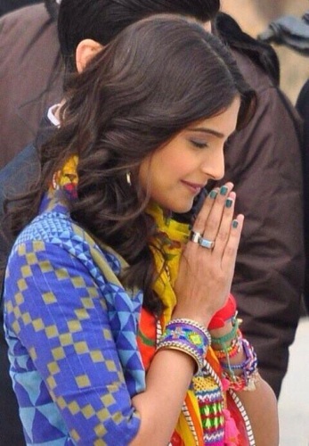 sonam-kapoor-khoobsurat-shoot