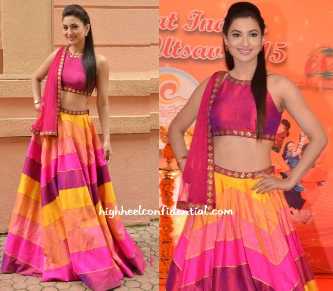 gauahar-khan-priyal-prakash-navratri-mahotsav