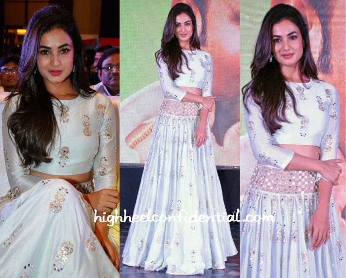 Sonal Chauhan At Sher Music Launch-1