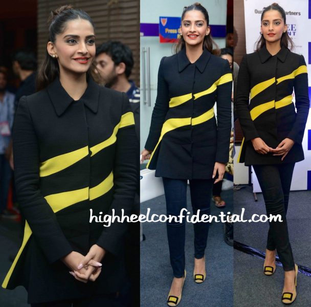 Sonam Kapoor In Dior At A Pro Kabaddi Match In Delhi-1