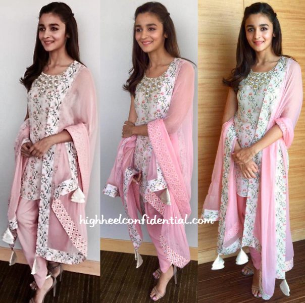 Alia Bhatt In Payal Singhal At Kapoor And Sons Promotions