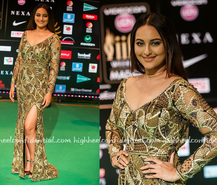 sonakshi-sinha-zara-umrigar-iifa-rocks-2016-madrid