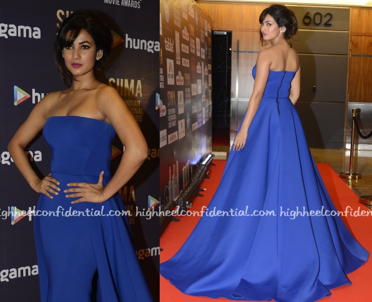 sonal-chauhan-gauri-nainika-siima-2016-day-one-1