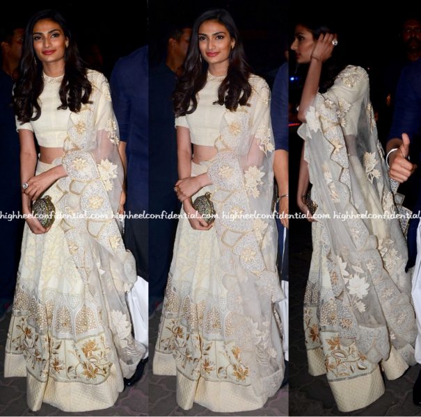 athiya-shetty-anil-kapoor-diwali-bash-2016-bachchan-diwali-bash-2016-1